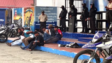 Ecuador reduce toque de queda tras disminución de los homicidios