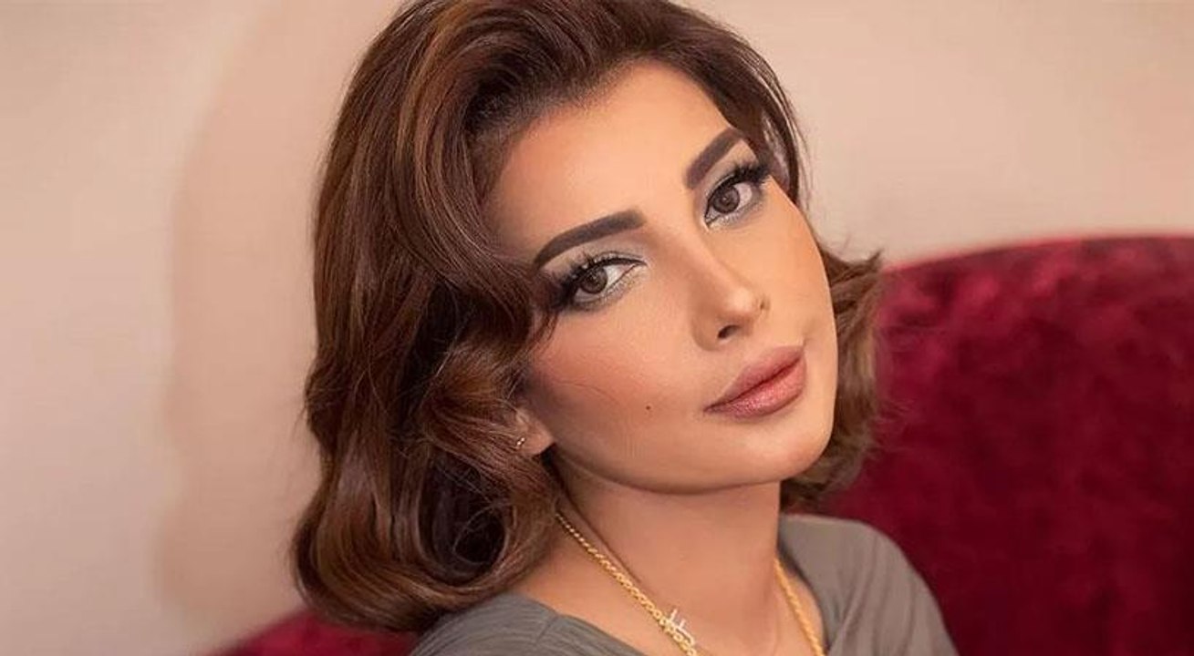 أمام طارق العريان... أصالة في joy awards تغني "فوق بقى"