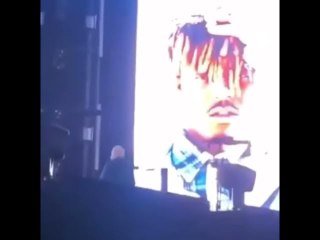 Future Pays Tribute To Juice Wrld