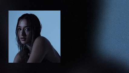 Aleyna Kalaycıoğlu - AĞLA (Lyric Video)