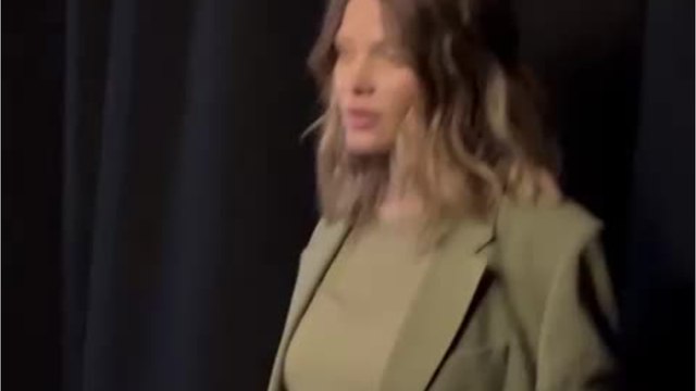 VIDÉO GALA - Mélanie Thierry enceinte : elle dévoile son ventre rond dans un look glam et canon !