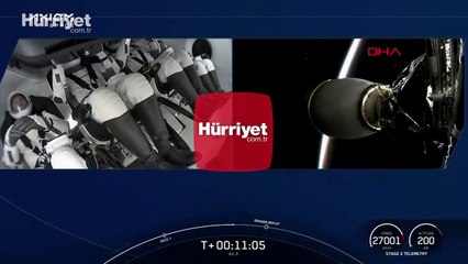 Alper Gezeravcı, atmosferde ilerlediği sırada ilk deneyini kalemle yaptı