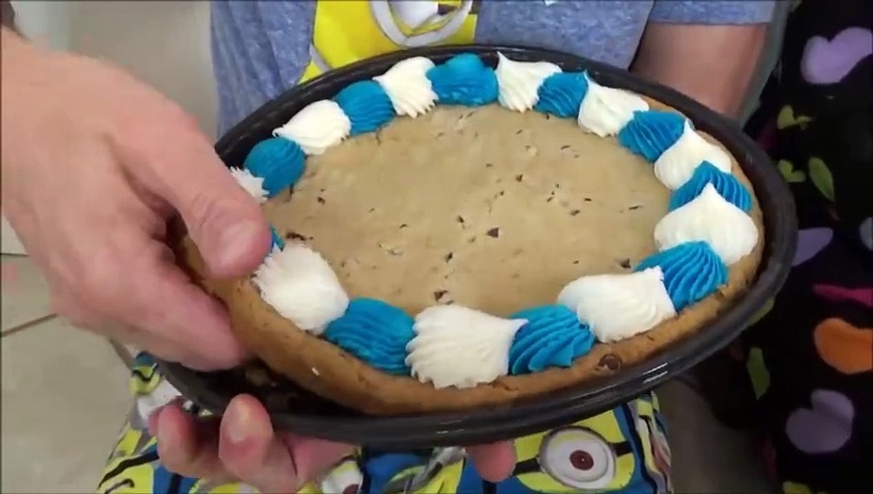 Bad Baby Giant Donut Cupcake & Cookie Challenge Toy Freaks Family World 1