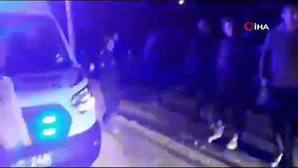 Kontrolden çıkan otomobil yan yattı: 2 yaralı