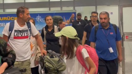 Melodic return of explorer creates a ballet of tears and smiles