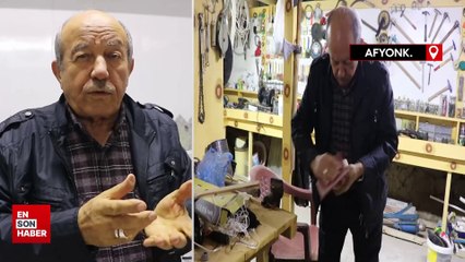 Afyonkarahisar'da evinde yaptığı oyuncaklarla köyüne destek oluyor