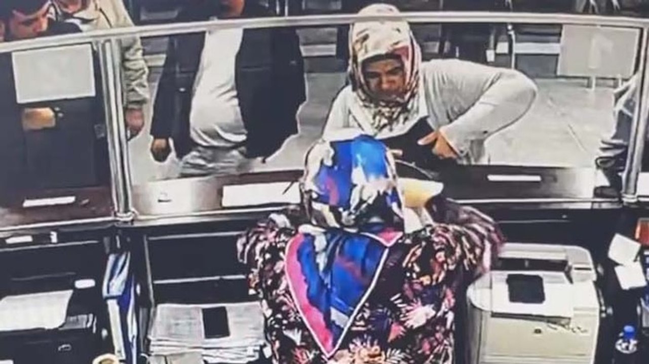 Okuma yazma bilmeyen kadını böyle dolandırdı