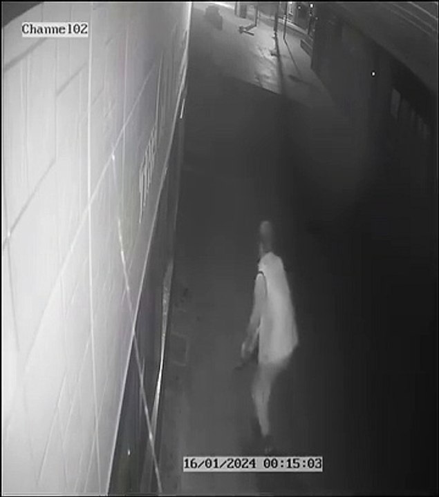 Yob caught on CCTV kicking in window at Doncaster city centre restaurant