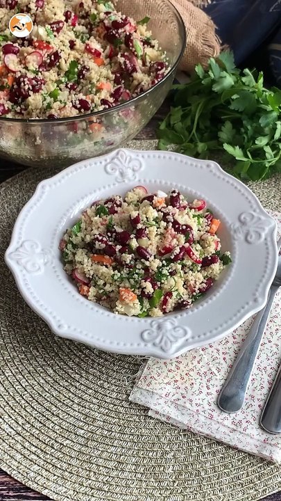 Couscous-salat für eine einfache, gesunde und farbenfrohe vorspeise!