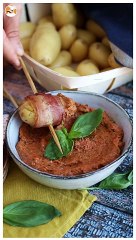 Appetizer potato and bacon skewers