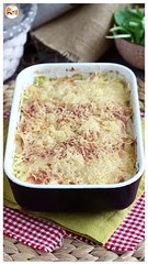 Gratinado de alho-porro (alho-poró) com presunto e queijo