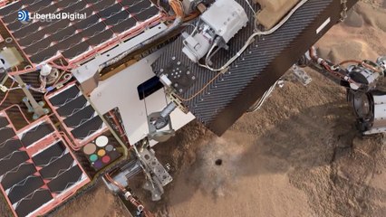 Descubren pruebas de grandes masas de agua helada bajo el ecuador de Marte