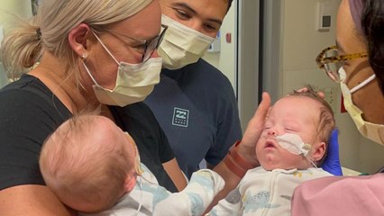 Twins Reunite After 133 Days While One Was In NICU | Happily TV