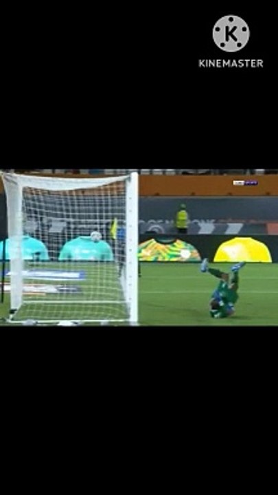 Mohamed Salah adjusts the score, Egypt, Mozambique, Africa