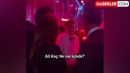 Ali Koç, kokteyl taşıyan garsona soru sorup iddiaya girdi: Yüzde 99 bilmiyorsun