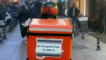 Motokuryelerden 'Yunus Emre Göçer' protestosu: “Bu kuryenin canı 27300 TL”