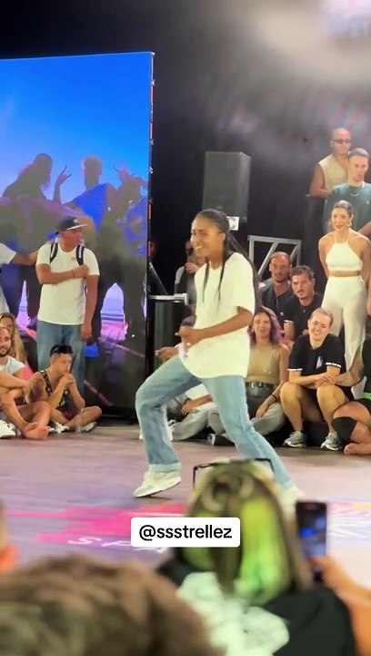 Stadium dance