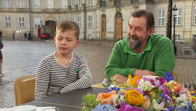 9-årige Valdemar har altid elsket kongehuset: 'Jeg bliver glad, bare jeg ser en krone' |2024| DR