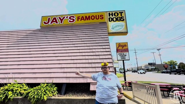 Raw Dogging at Jay's Famous Hot Dogs in Youngstown, Ohio