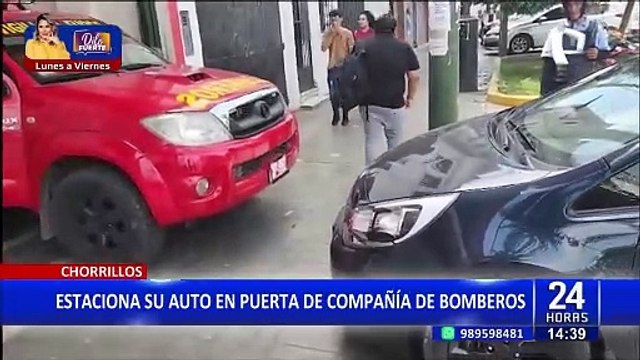 Chorrillos: Irresponsable conductor estaciona su auto en puerta de compañía de bomberos