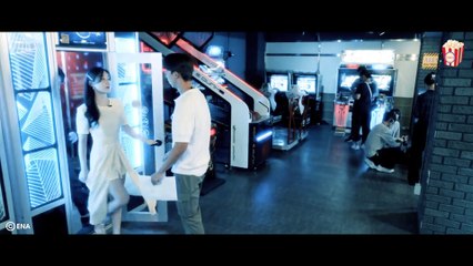 A simple girl makes a quiet, handsome CEO to fall in love with her