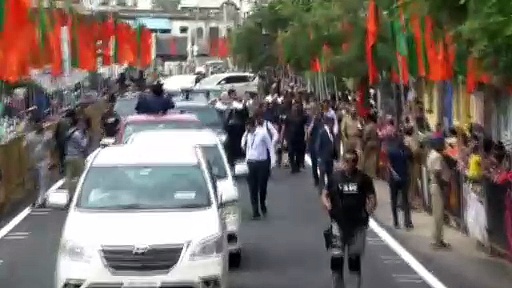 திருச்சியில் மாஸ் காட்டிய பிரதமர் நரேந்திர மோடி; தொண்டர்கள் பிரமாண்ட வரவேற்பு