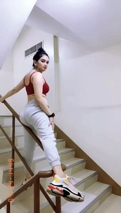 kusu_Kusu_amazing_dance_performance_Dance_Diwane_Junior_#norafatehi_#sunitashorts127(360p)