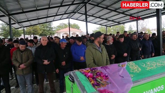 Lise Öğrencisi Hayatını Kaybetti, Takdir Belgesi Masasına Bırakıldı