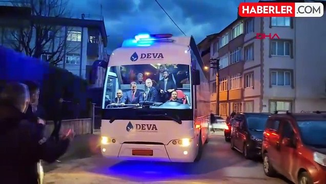 DEVA Partisi Genel Başkanı Ali Babacan, Bursa'da partililerle bir araya geldi