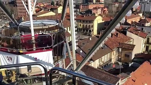 Melegnano: debutta la ruota panoramica. E' alta 26 metri