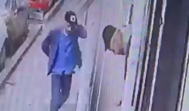 Caddede yere düşüp yaralanan mühendis evinde ölü bulundu! İstanbul'daki acı olayda görüntüler ortaya çıktı