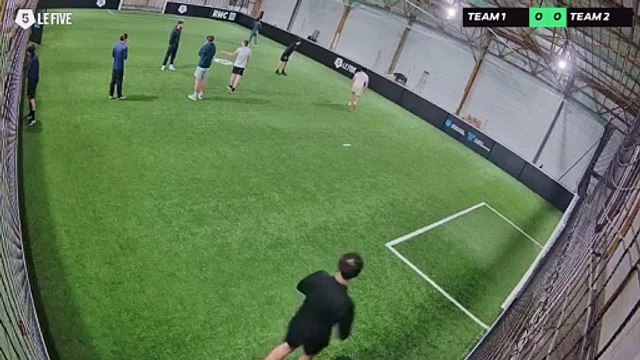 Louis 20/01 à 19:16 - Football Terrain 2 (LeFive Limoges)