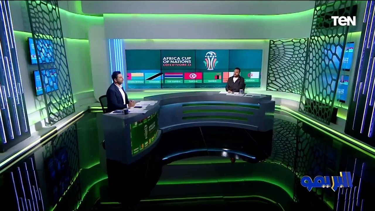 هل غياب محمد صلاح هيأثر على منتخب مصر أمام الرأس الأخضر؟ أحمد سمير فرج يجيب ⬇