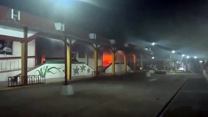 Caos no México. Residentes incendeiam autarquia após morte de jovem