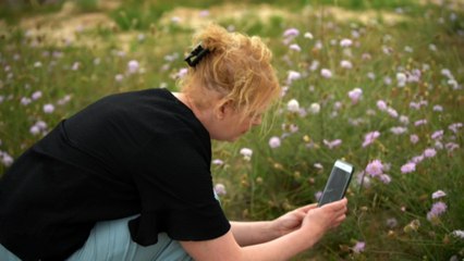 Domestic abuse survivor Kirsty rebounds from bankruptcy to home ownership