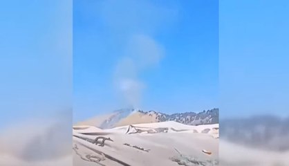 Afganistan'da yolcu uçağı düştü