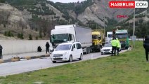 Burdur'da Kırmızı Işıkta Bekleyen TIR ve Hafriyat Kamyonu Kaza Yaptı