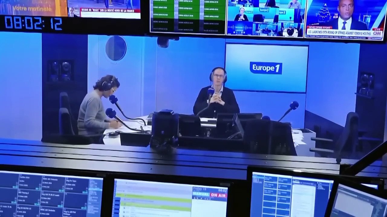 L'État fait la sourde oreille. Près de Toulouse, des agriculteurs bloquent l’autoroute A64