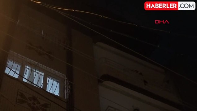 İzmir'de bir genç babasını bıçaklayarak öldürdü