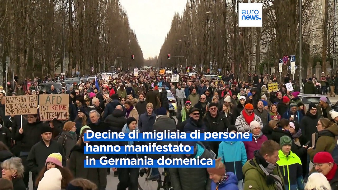 Germania, in migliaia al corteo contro il piano dell'estrema destra per deportare i migranti