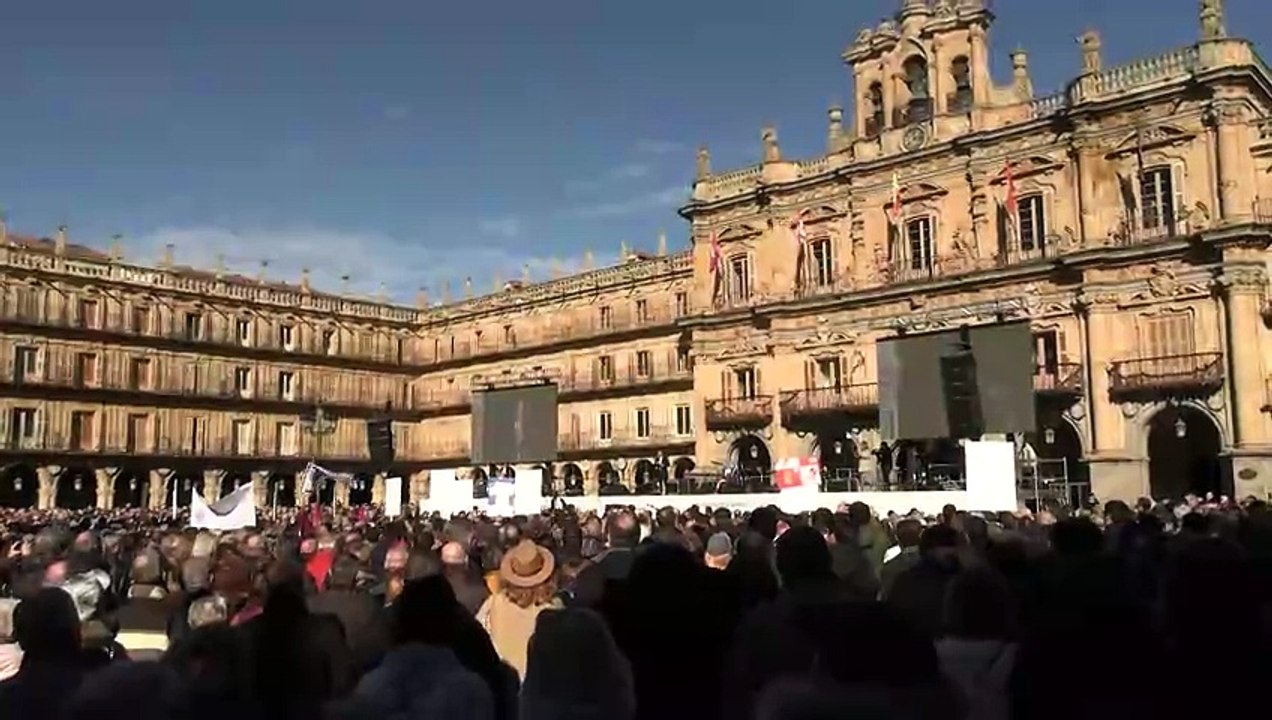 Miles de salmantinos piden unas "justas y necesarias" conexiones ferroviarias