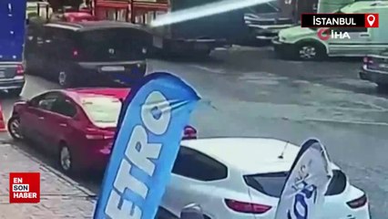 İstanbul Sultangazi’de motorlu saldırganların açtığı ateşte 2 kişi yaralandı