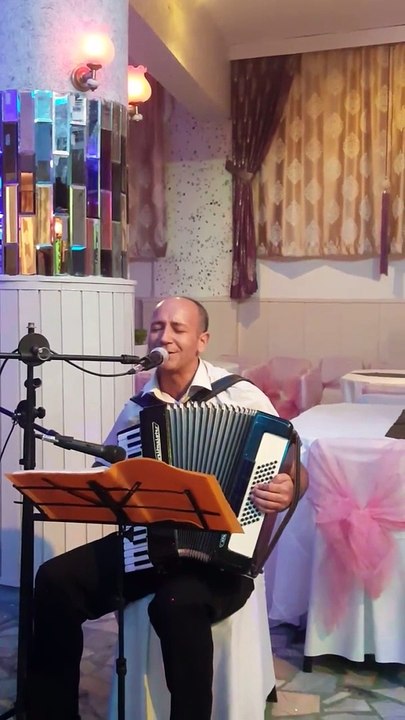 KARSLI OKTAY TAŞDEMİR  KÜÇELERE SU SEPMİŞEM