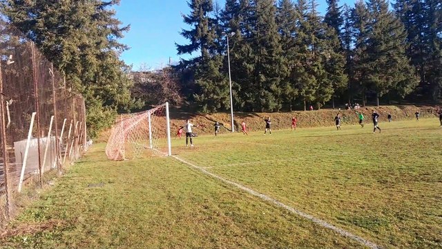 L'OCCASION DE BENJAMIN CHAMPAGNE SUR LE POTEAU FACE À ST BARTHÉLÉMY GROZON VERNOUX DIMANCHE 21 JANVIER 2024