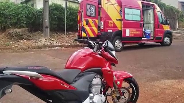 Motociclista fica ferido em acidente na Rua Maracaí