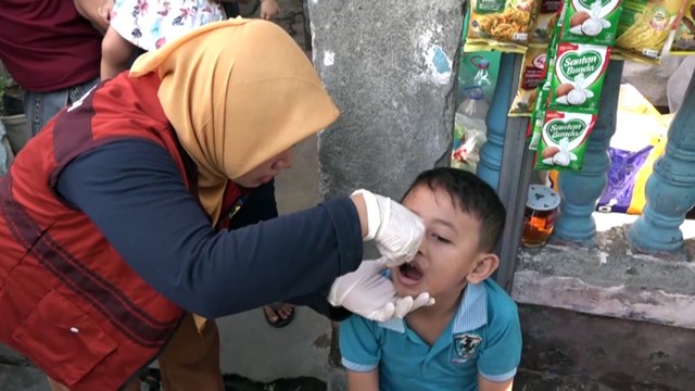 Mass vaccination campaign underway after 11 polio cases detected in Indonesia's East Java province