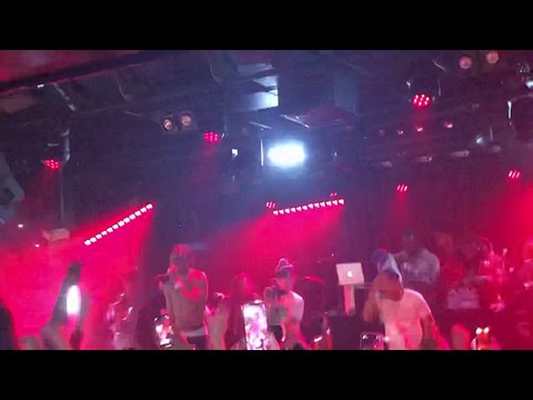 Lil Tjay Pays Tribute To Pop Smoke At Paradise Rock Club