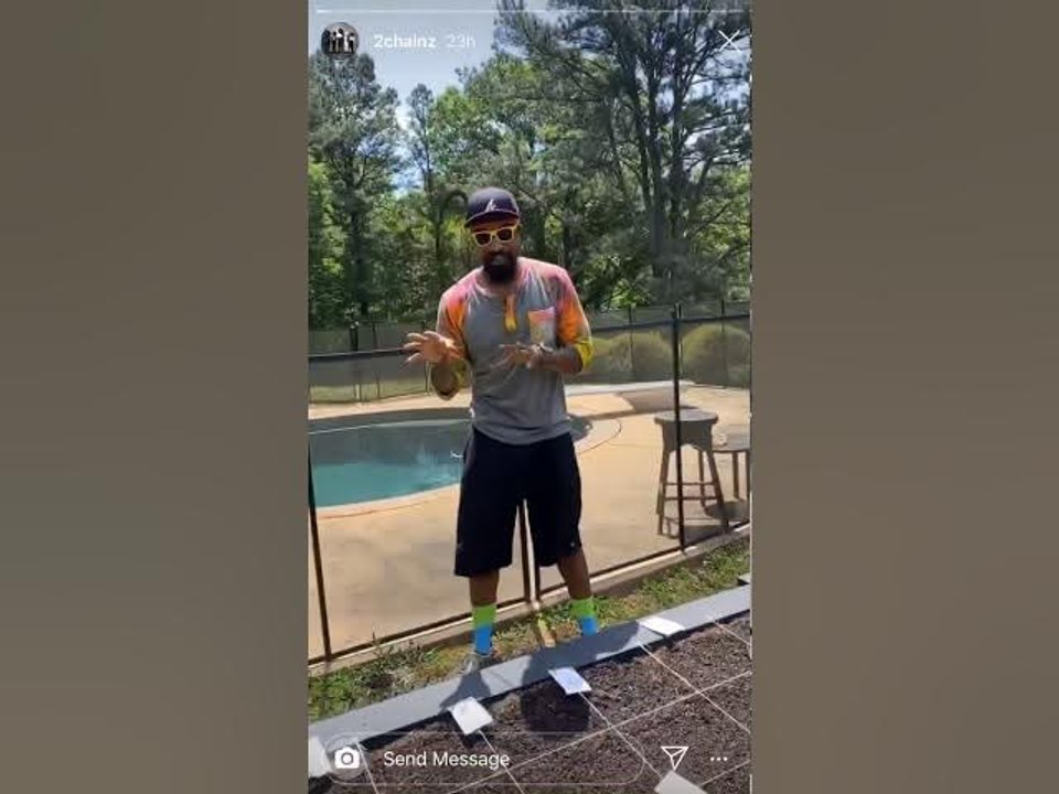 2 Chainz Gardens With His Kids