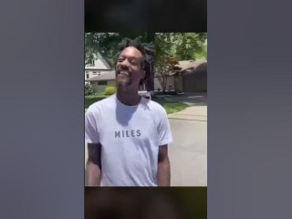 Lil Yachty Races His Dad Down The Street