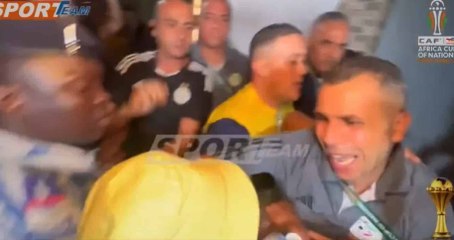 Des supporters enragés tentent de pénétrer l'hôtel de la délégation algérienne : une scène surréaliste !